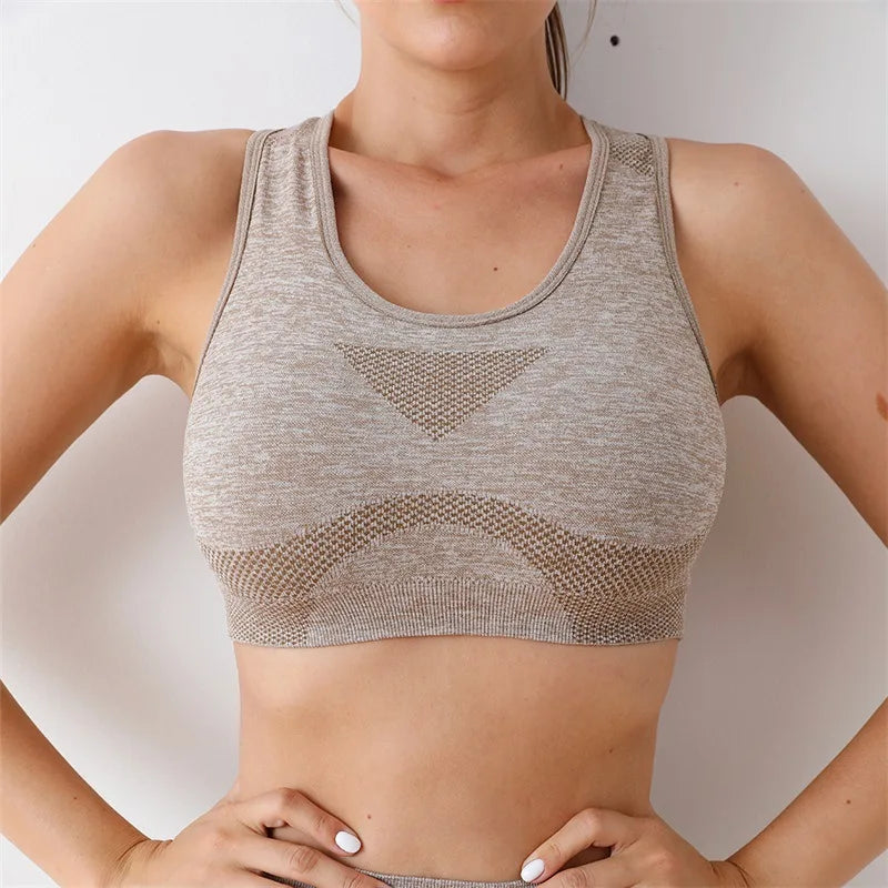 Seamless Gym Set for Women – Yoga Bra & Shorts, Fitness Activewear